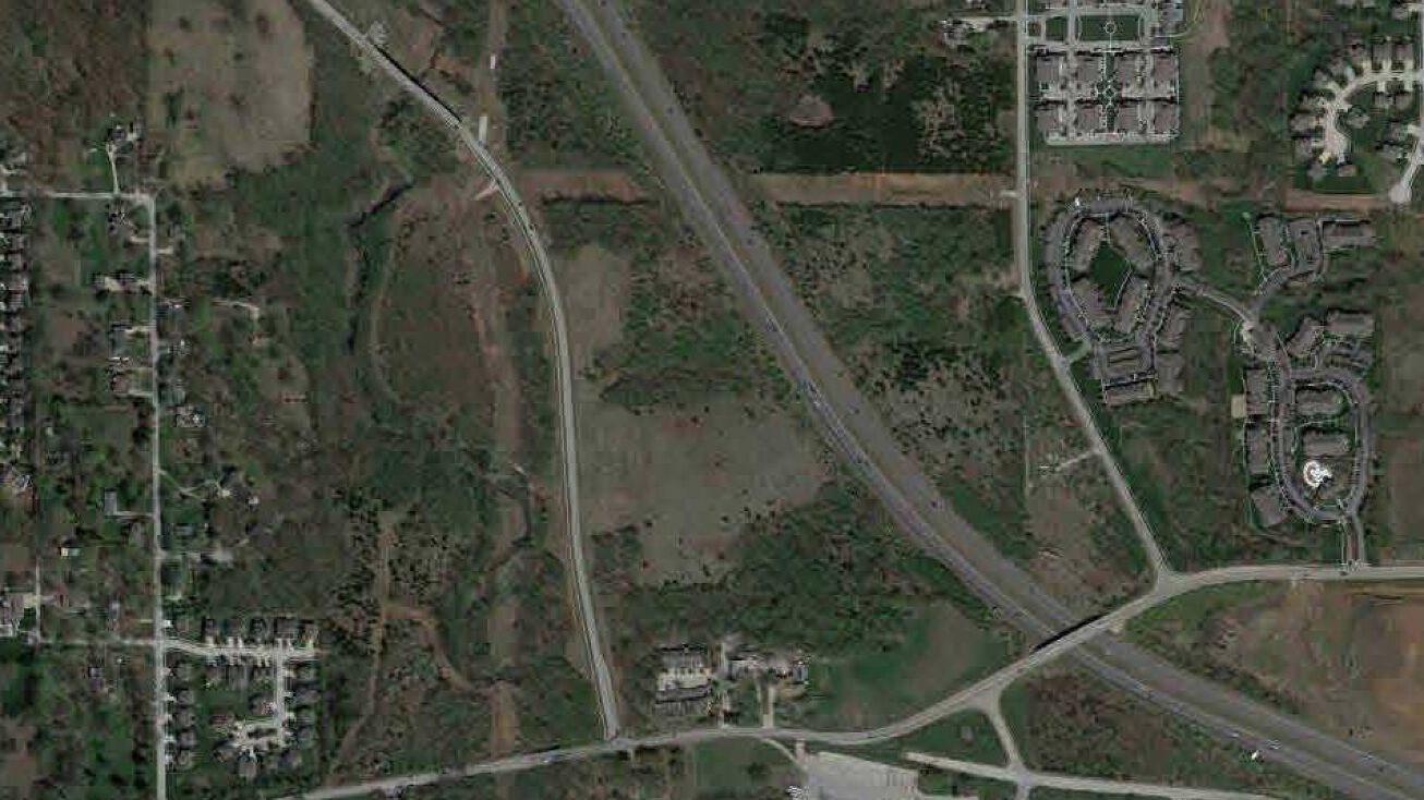 152 NE Barry Rd, KCMO, MO 64155