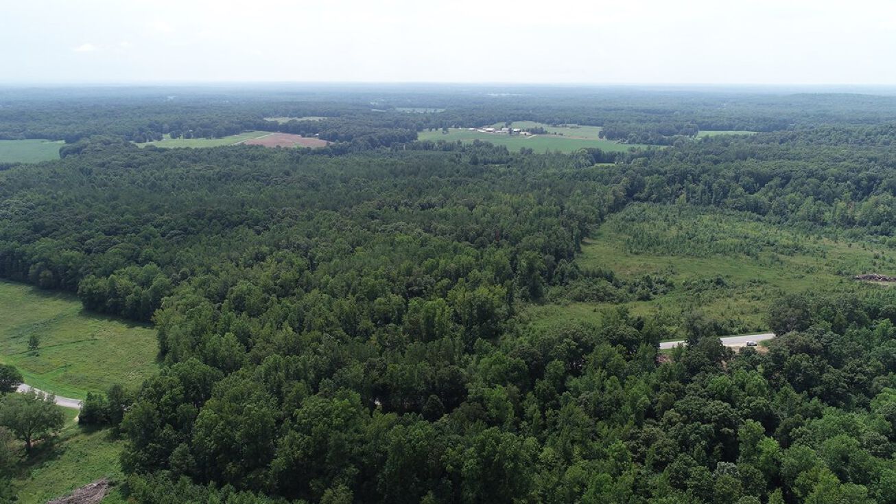 200 Beech Grove Rd, Huron, TN 38345