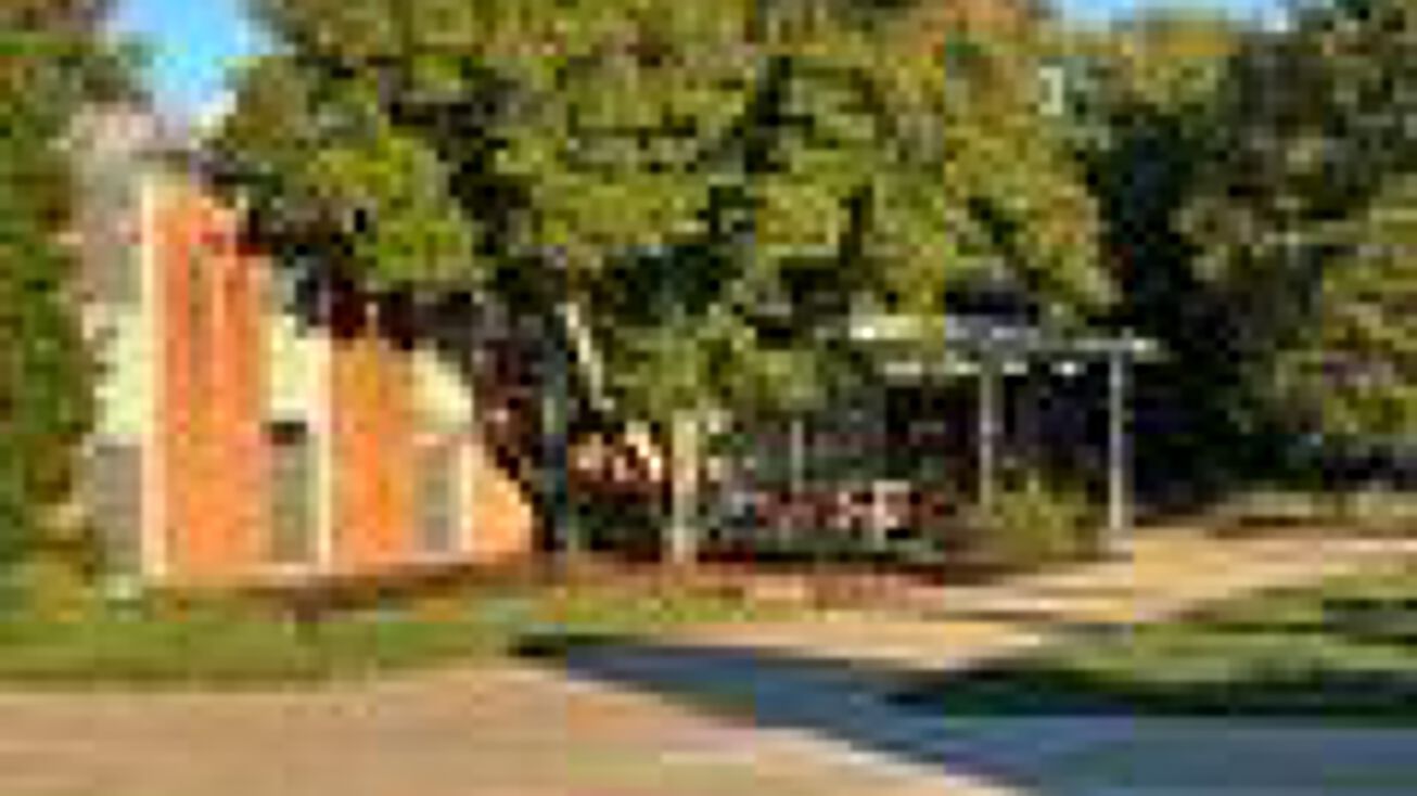 511 Maple Pkwy, Dover, DE 19901 Office Property for Sale Sacaton Office Property