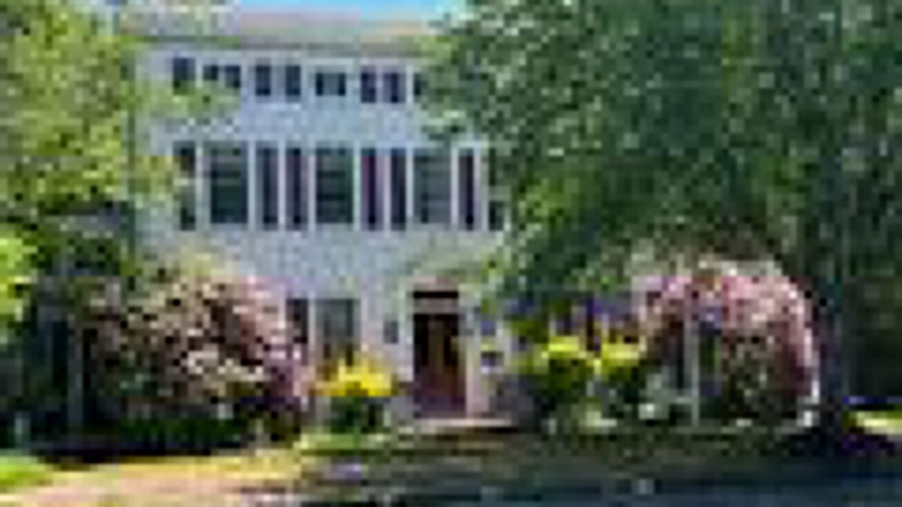 19 S State St, Dover, DE 19901