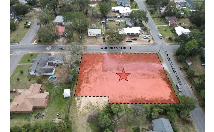 Pictures of Land property located at 260 W Jordan St, Pensacola, FL 32501 for sales - image #1