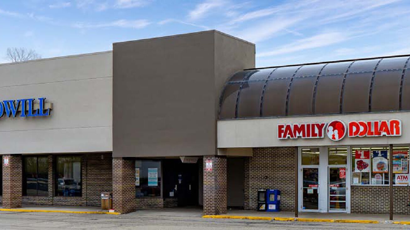 602 Taywood Rd, Englewood, OH 45322