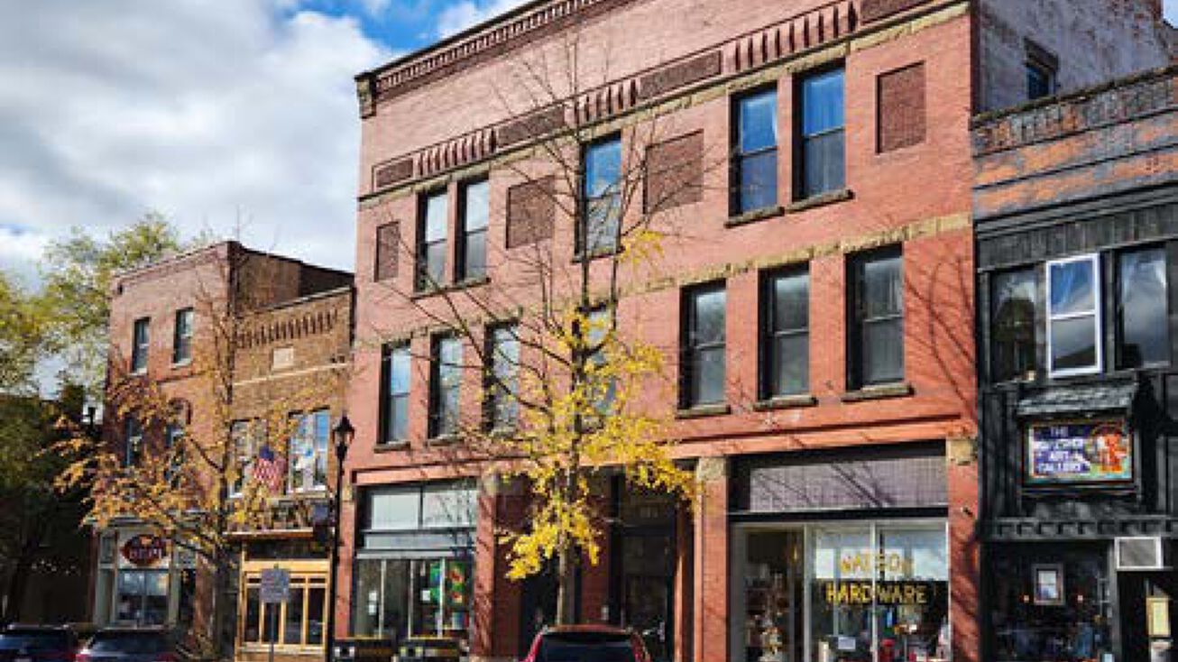 117- 141 South Main Street, Oberlin, OH 44074 | Crexi.com