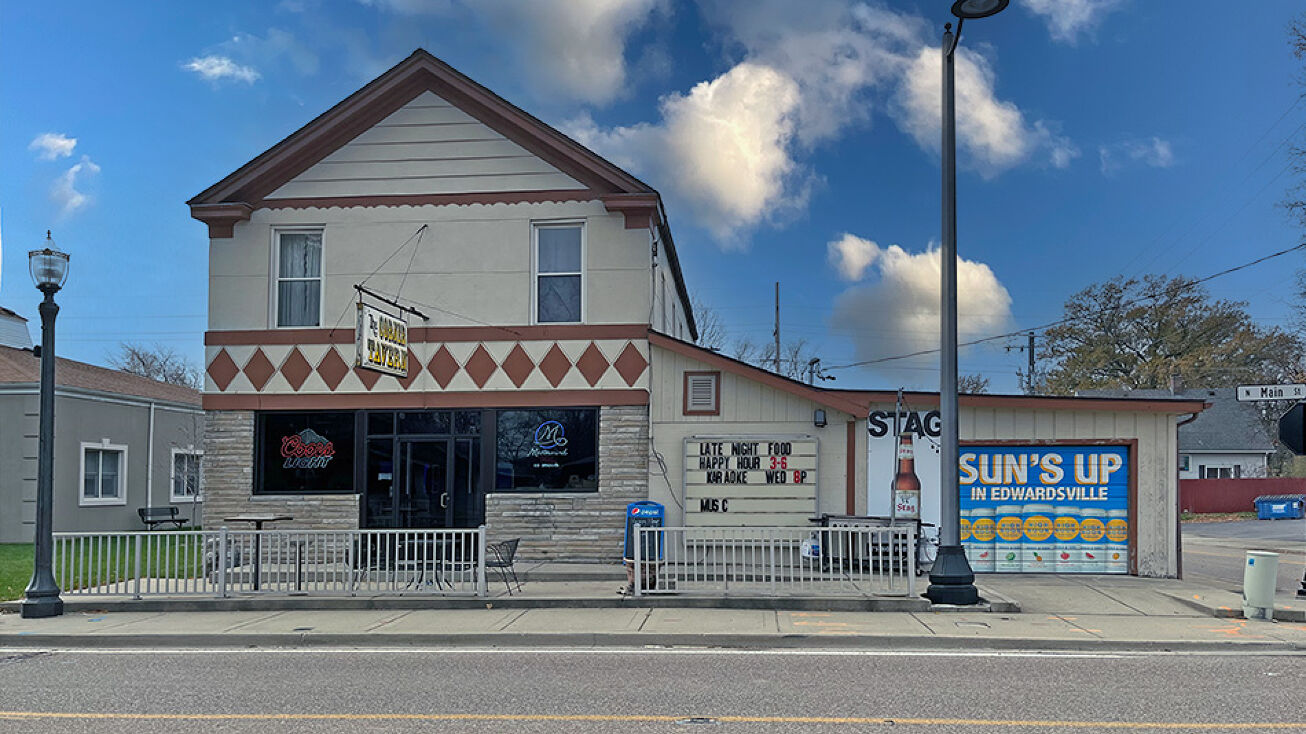 1013 N Main St, Edwardsville, IL 62025