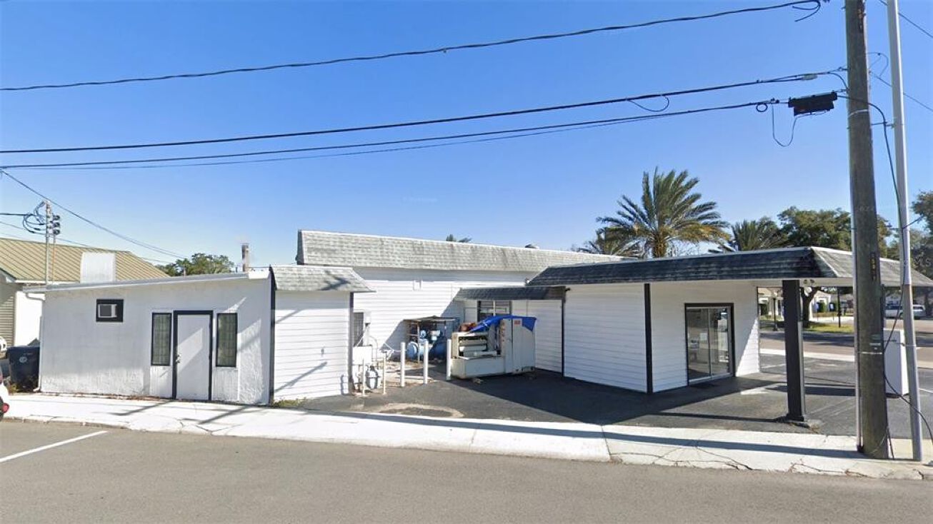 212 MAIN STREET, AUBURNDALE, FL 33823