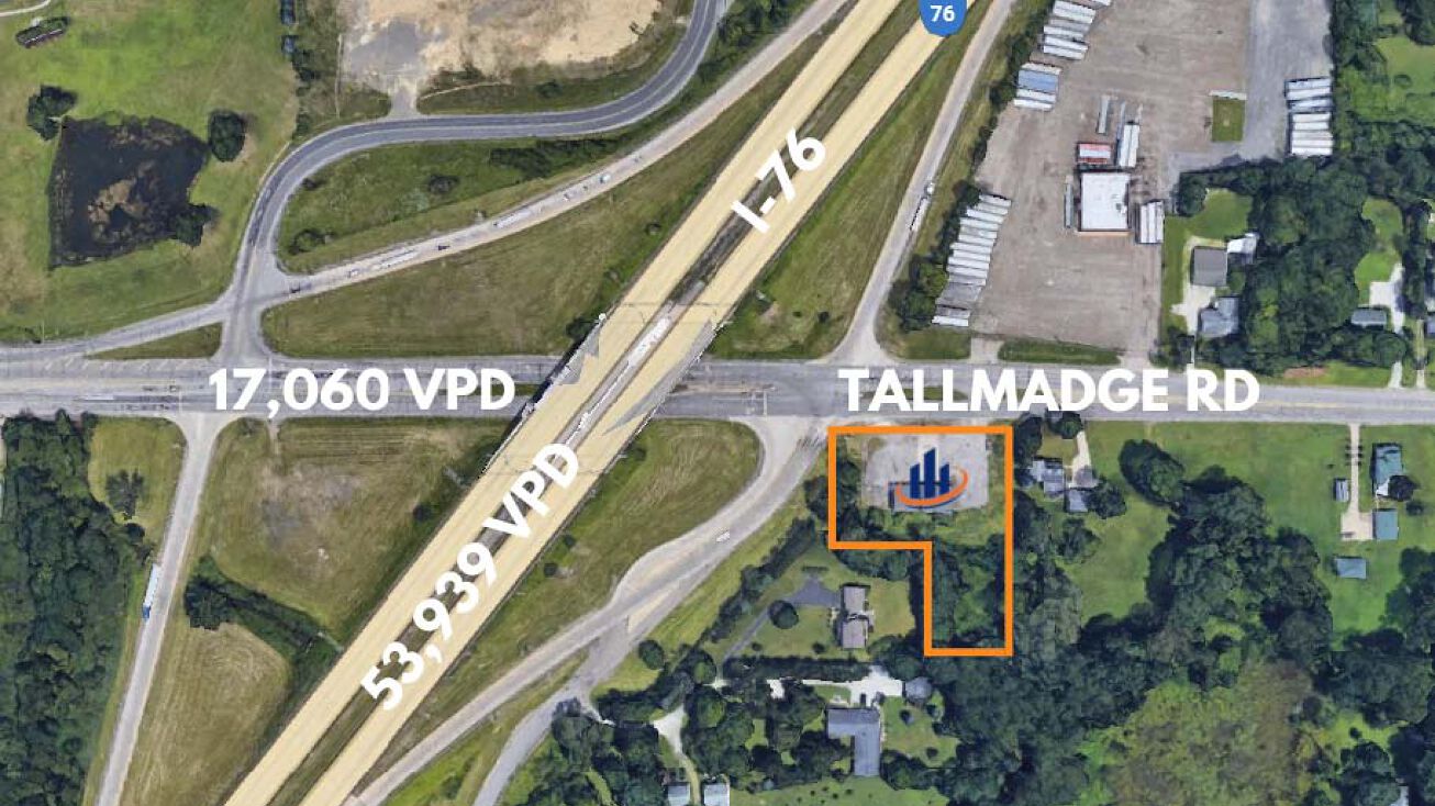 496 Tallmadge Rd, Kent, OH 44240