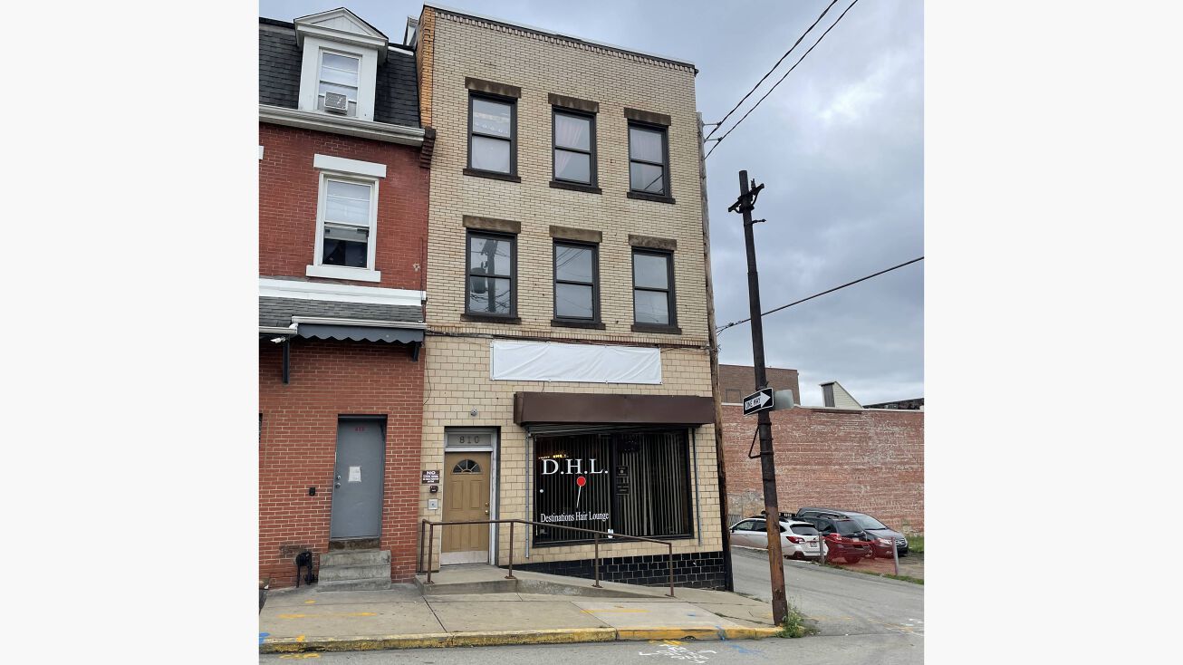 810 Amity St, Homestead, PA 15120