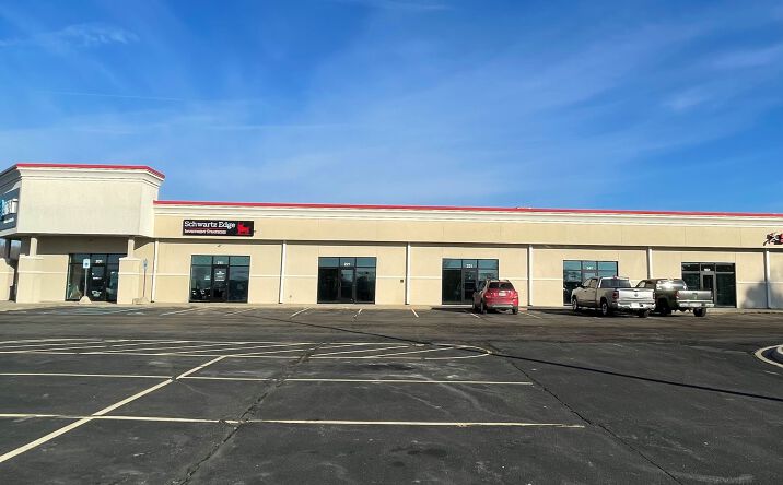 Pictures of Retail property located at 1660 Lansing Rd, Charlotte, MI 48813 for sales - image #1