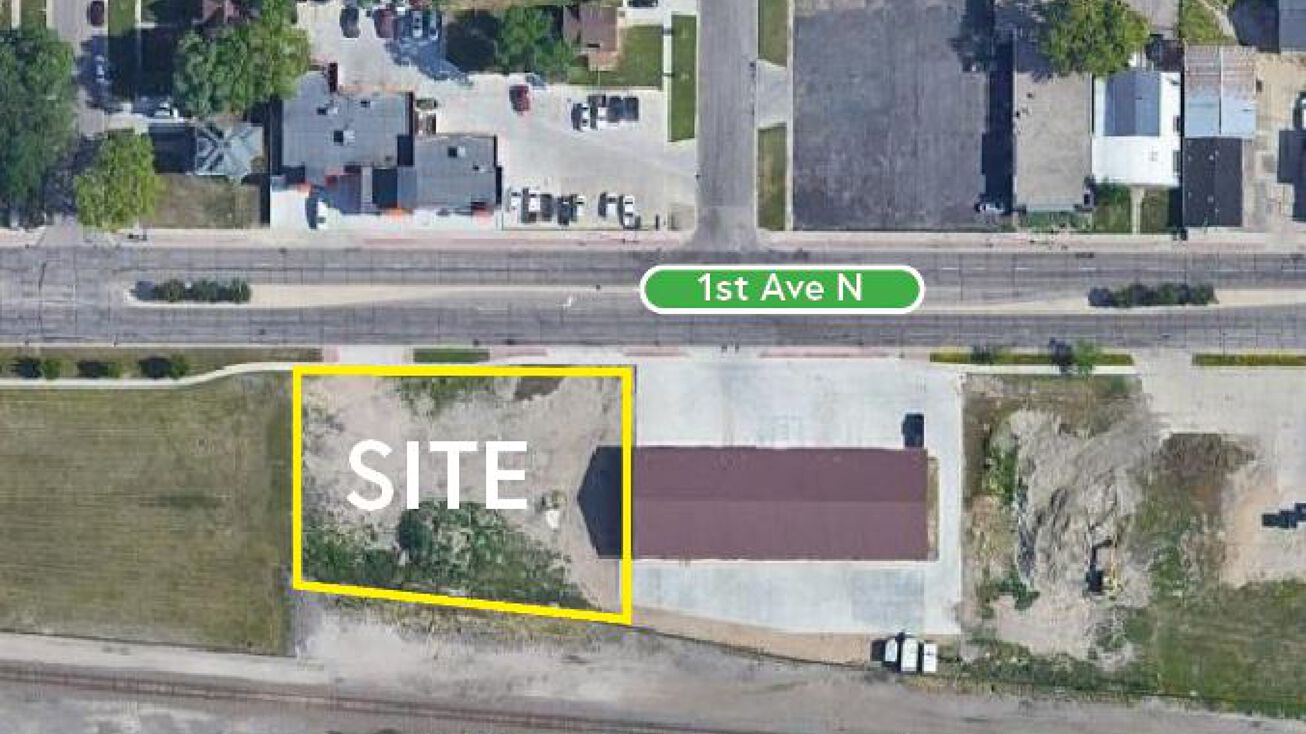 1215 1st Ave N, Moorhead, MN 56560