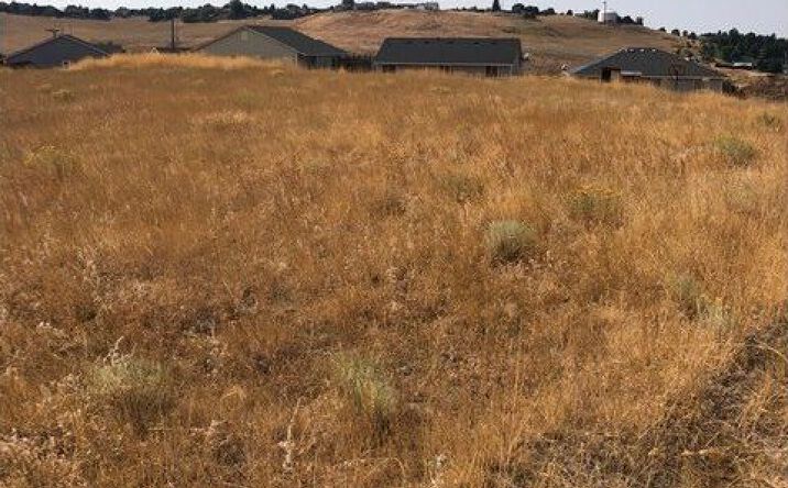 Pictures of Land property located at Pendleton Ests, Pendleton, OR 97801 for sales - image #1