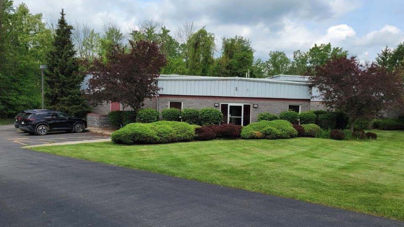 183 Perinton Pkwy, Fairport, NY 14450