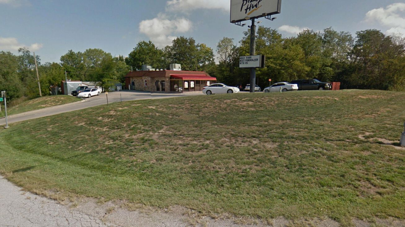 552 N State Street, Knob Noster, MO 65336