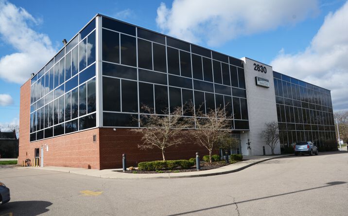 Pictures of Office property located at 2830 Victory Pkwy, Cincinnati, OH 45206 for sales - image #1