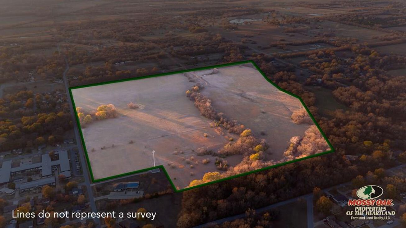 00000 W 1st, Coffeyville, KS 67337