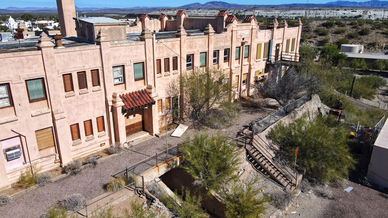 515 W Hospital Rd, Ajo, AZ 85321