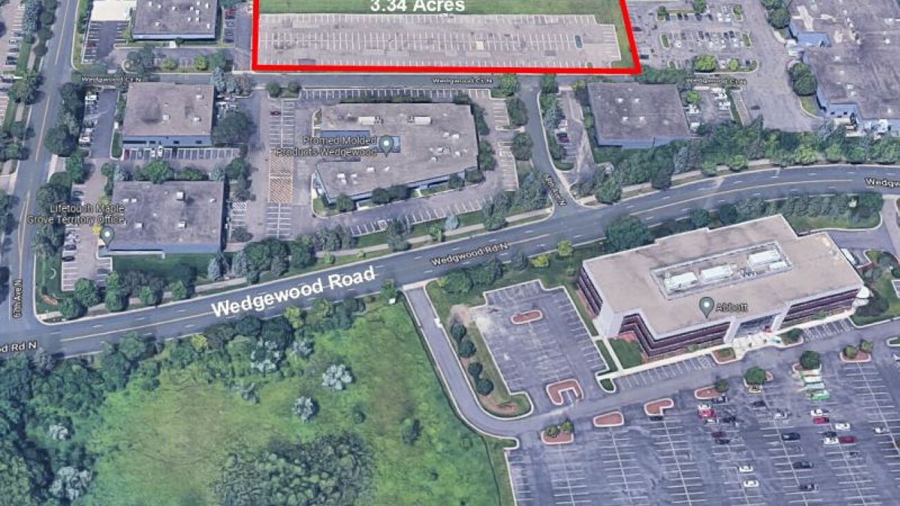 67556805 Wedgwood Ct N, Osseo, MN 55369