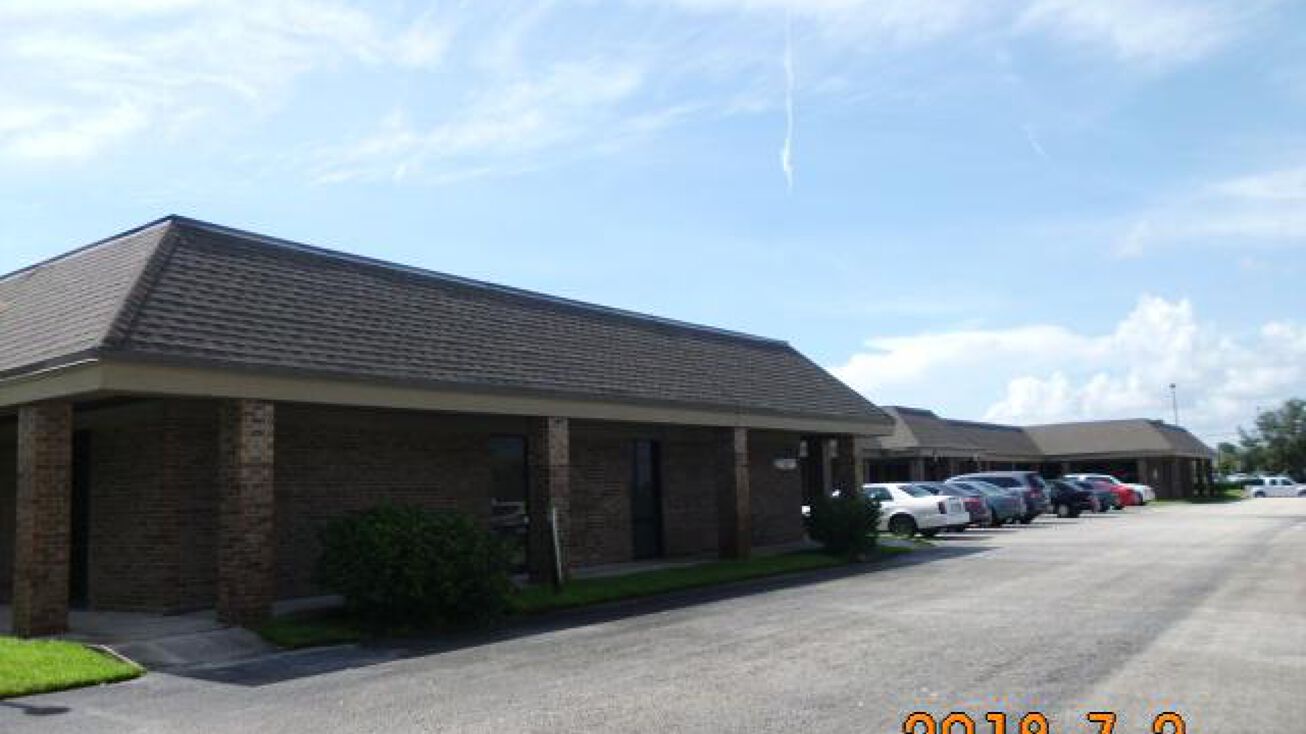 1051 Port Malabar Blvd NE, Palm Bay, FL 32905