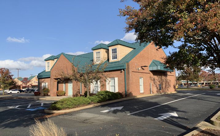 Pictures of Retail property located at 8223 Elliott Rd, Easton, MD 21601 for sales - image #1