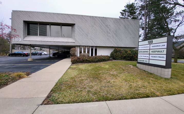 image of property at 189 E BIG BEAVER RD Troy MI 48083-1207