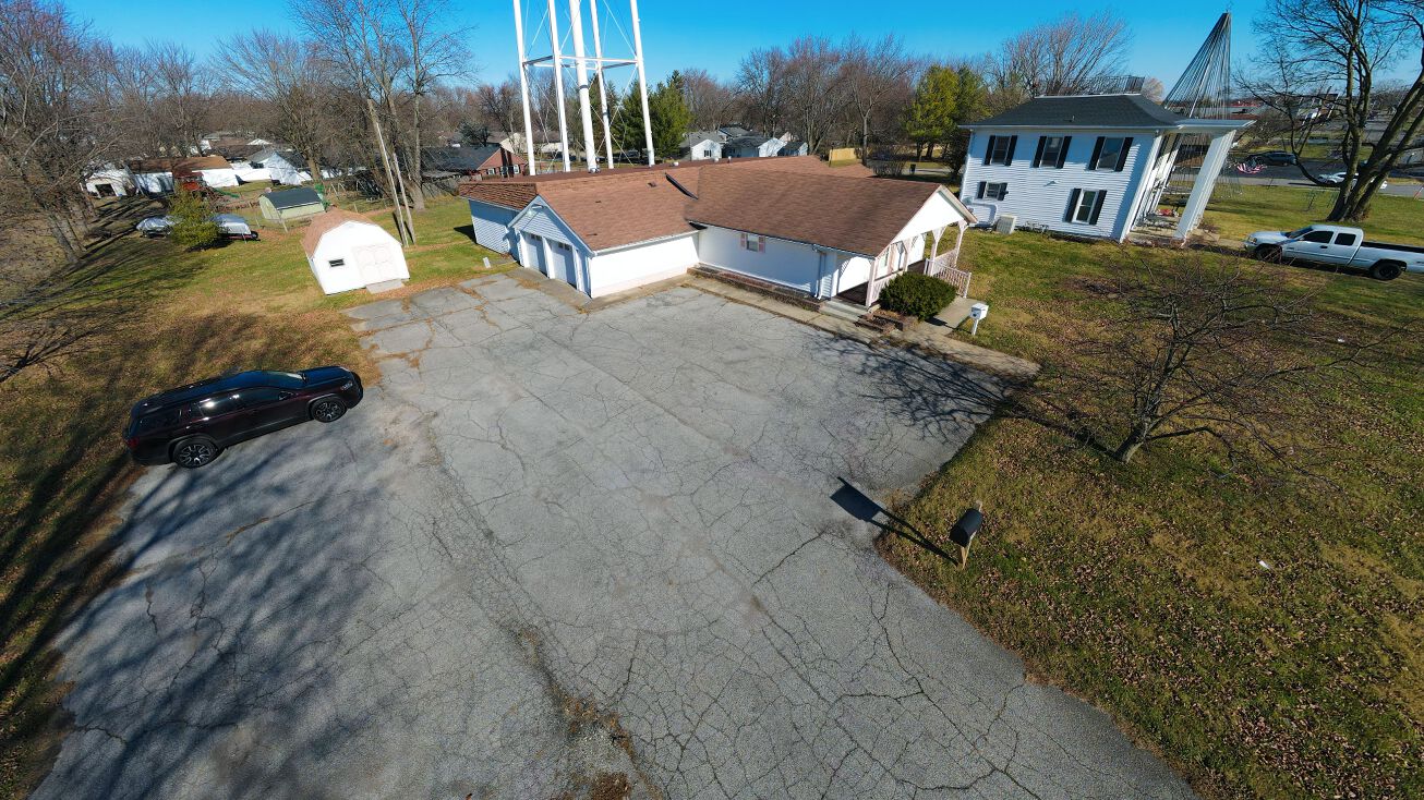 210 Tracy Rd, Whiteland, IN 46184 Retail Property for Sale 210