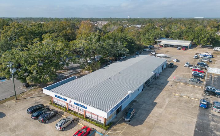 Pictures of Special Purpose, Land property located at 622 E Pass Road, Gulfport, MS 39507 for sales - image #1