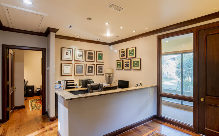 Pictures of Office property located at 18300 Scenic Hwy 98, Suite F, Fairhope, AL 36532, Fairhope, AL 36532 for comps - image #1