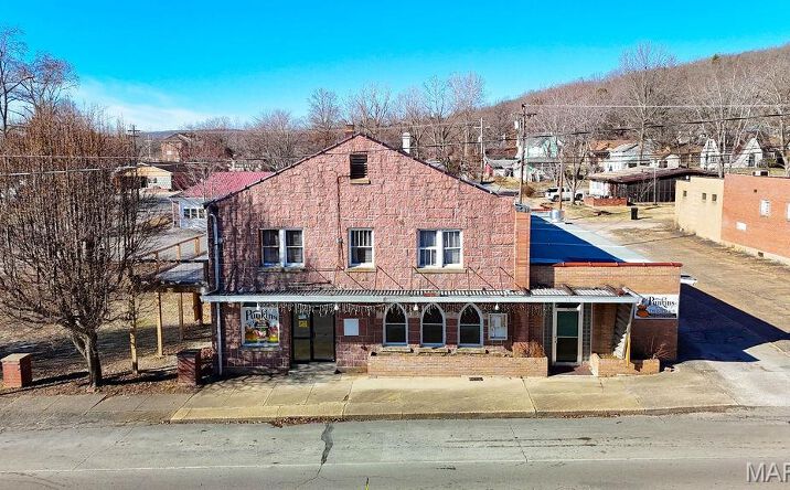 Pictures of Retail property located at 156 S Main St, Ironton, MO 63650 for sales - image #1