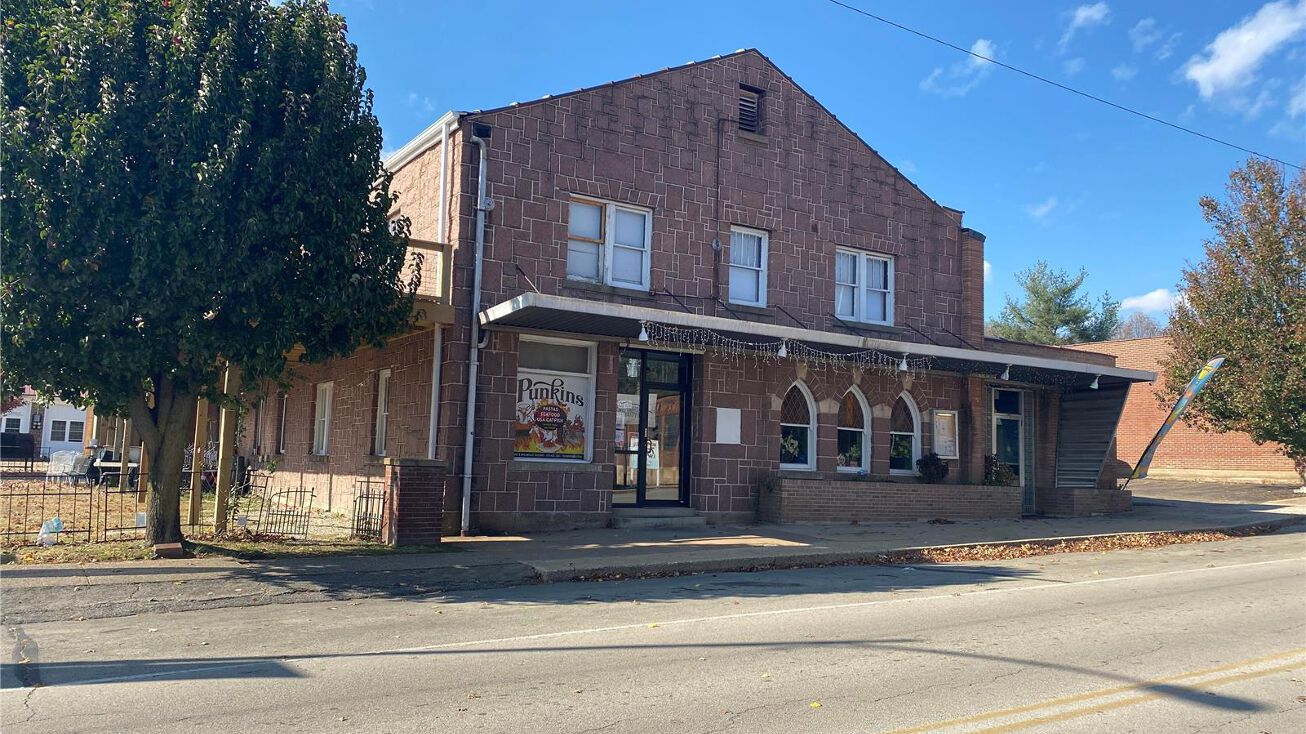 156 S Main St, Ironton, MO 63650