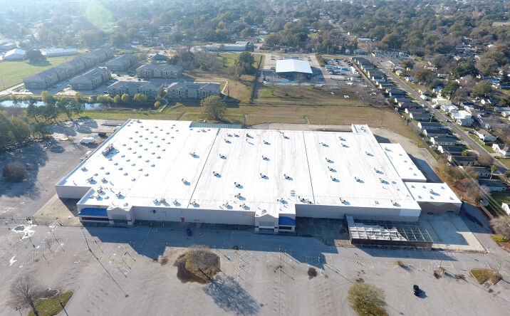 Pictures of Retail, Industrial, Mixed Use, Self Storage, Land property located at 1229 NW Evangeline Thruway, Lafayette, LA 70501 for sales - image #1