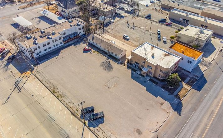 Pictures of Land, Multifamily, Office, Retail property located at 203 W Beauregard Ave, San Angelo, TX 76903 for sales - image #1