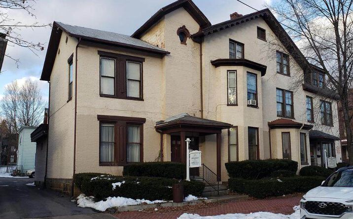 Pictures of Retail property located at 303 Washington St, Cumberland, MD 21502 for sales - image #1