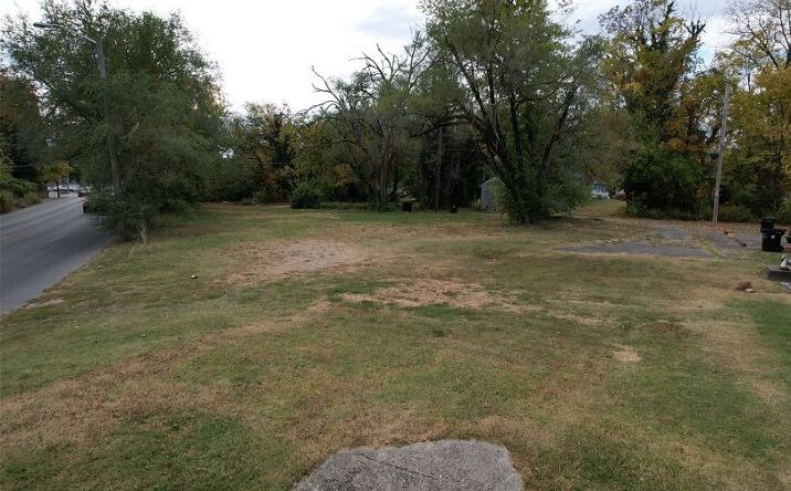 Pictures of Land property located at 2911 Wilson Ave, Louisville, KY 40211 for sales - image #1