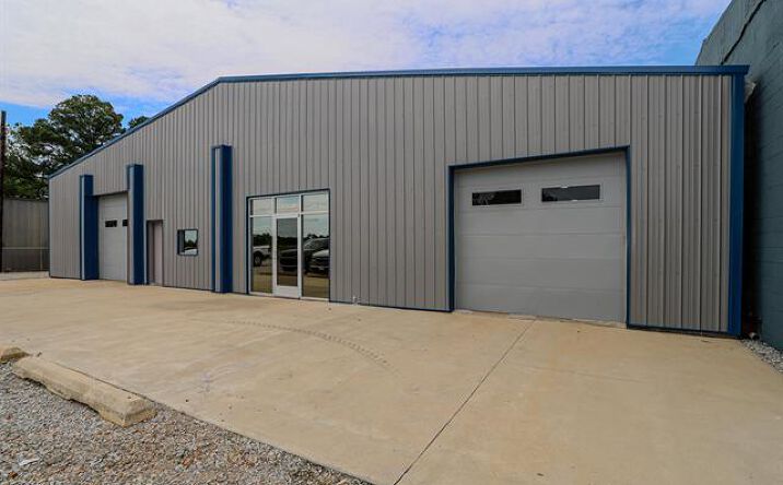 Pictures of Industrial property located at 1501 E Kingshighway, Paragould, AR 72450 for sales - image #1