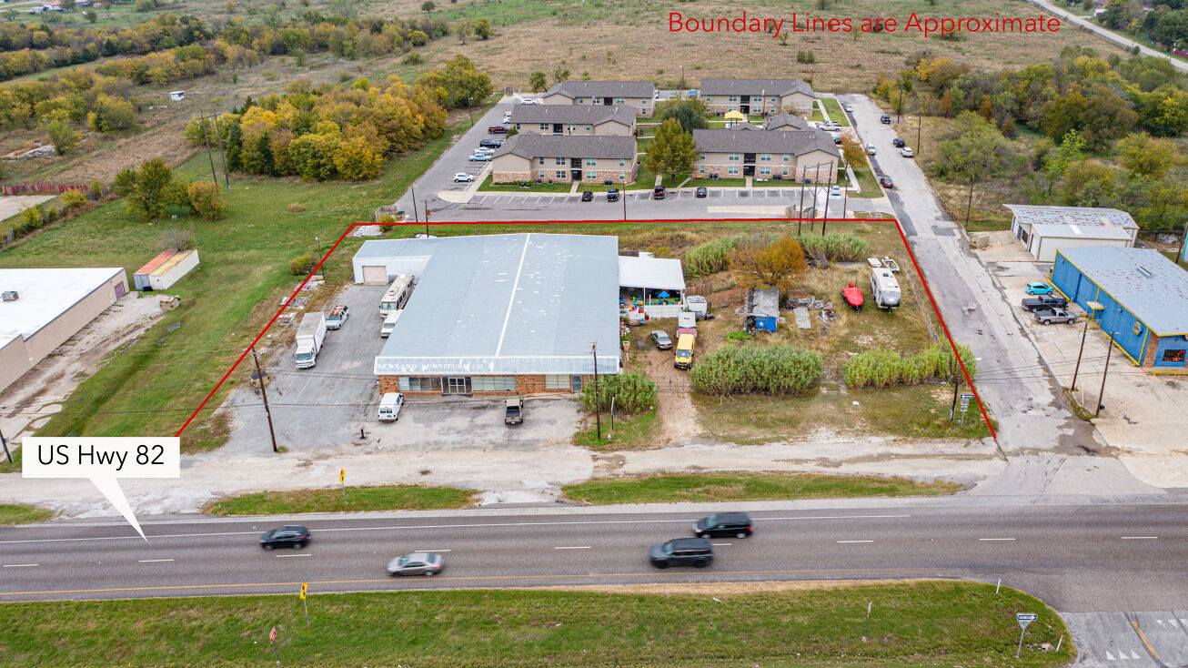 2005 US82, Gainesville, US 76240 Retail Property for Sale Highway 82