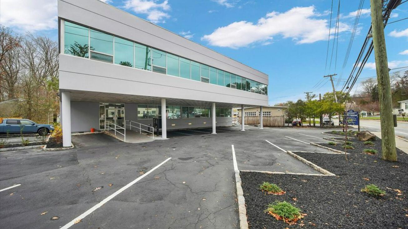 540 North State Rd, Briarcliff Manor, NY 10510