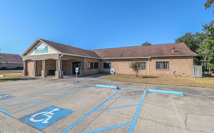 300 Drinkwater Road, Bay Saint Louis, MS 39520 | Crexi.com