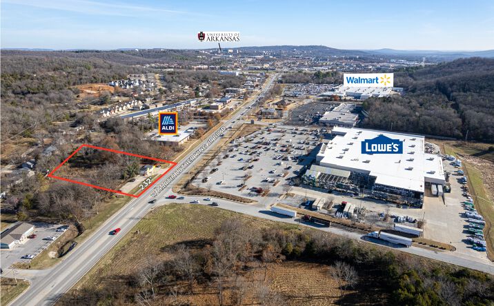 Pictures of Retail property located at 3300 M.L.K. Jr Blvd, Fayetteville, AR 72704 for sales - image #1