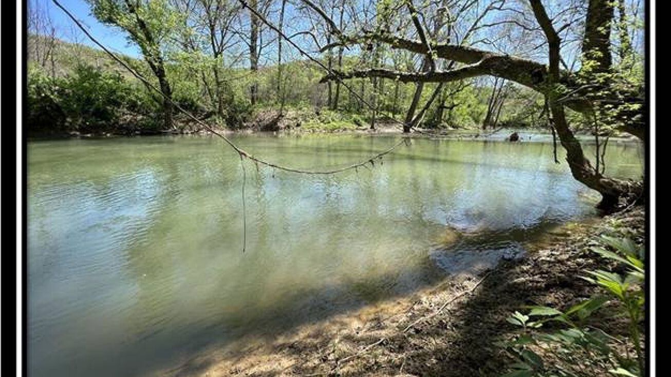 412 Sunfish Creek Rd, Piketon, OH 45661