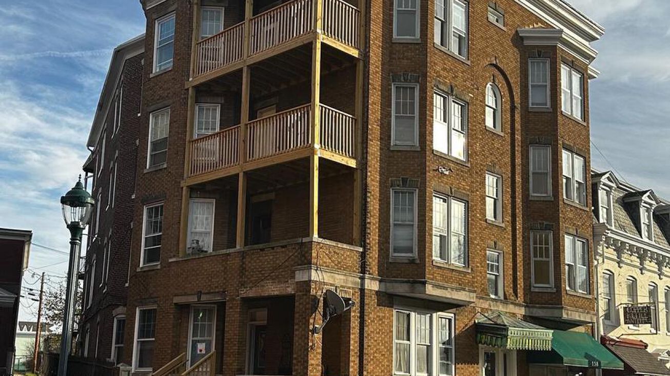 154158 Potomac St, Hagerstown, MD 21740