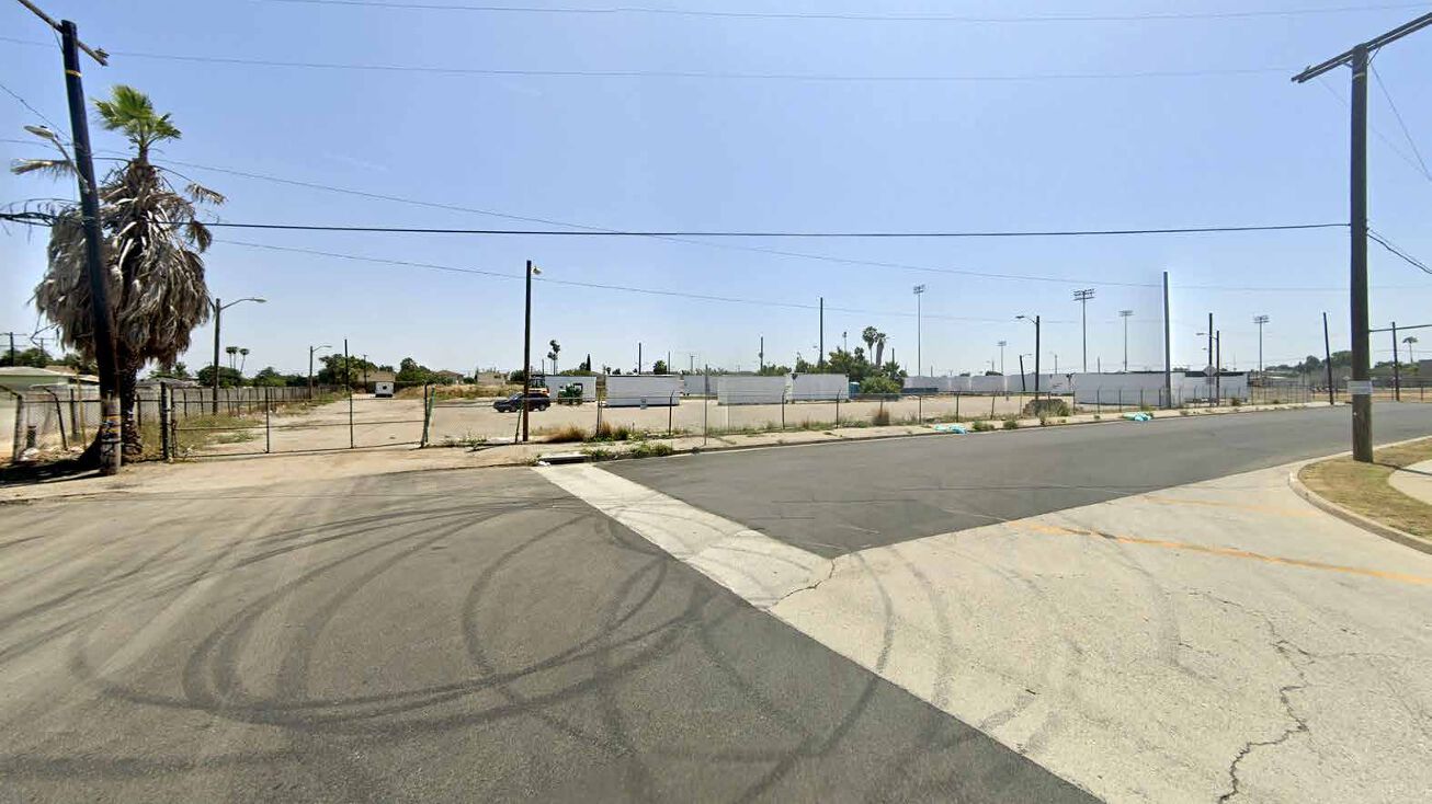 2320 N Parmelee Ave, Compton, CA 90222 Land for Sale Compton