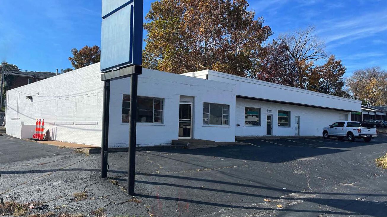 9550 Page Ave, St. Louis, MO 63132 | Crexi.com