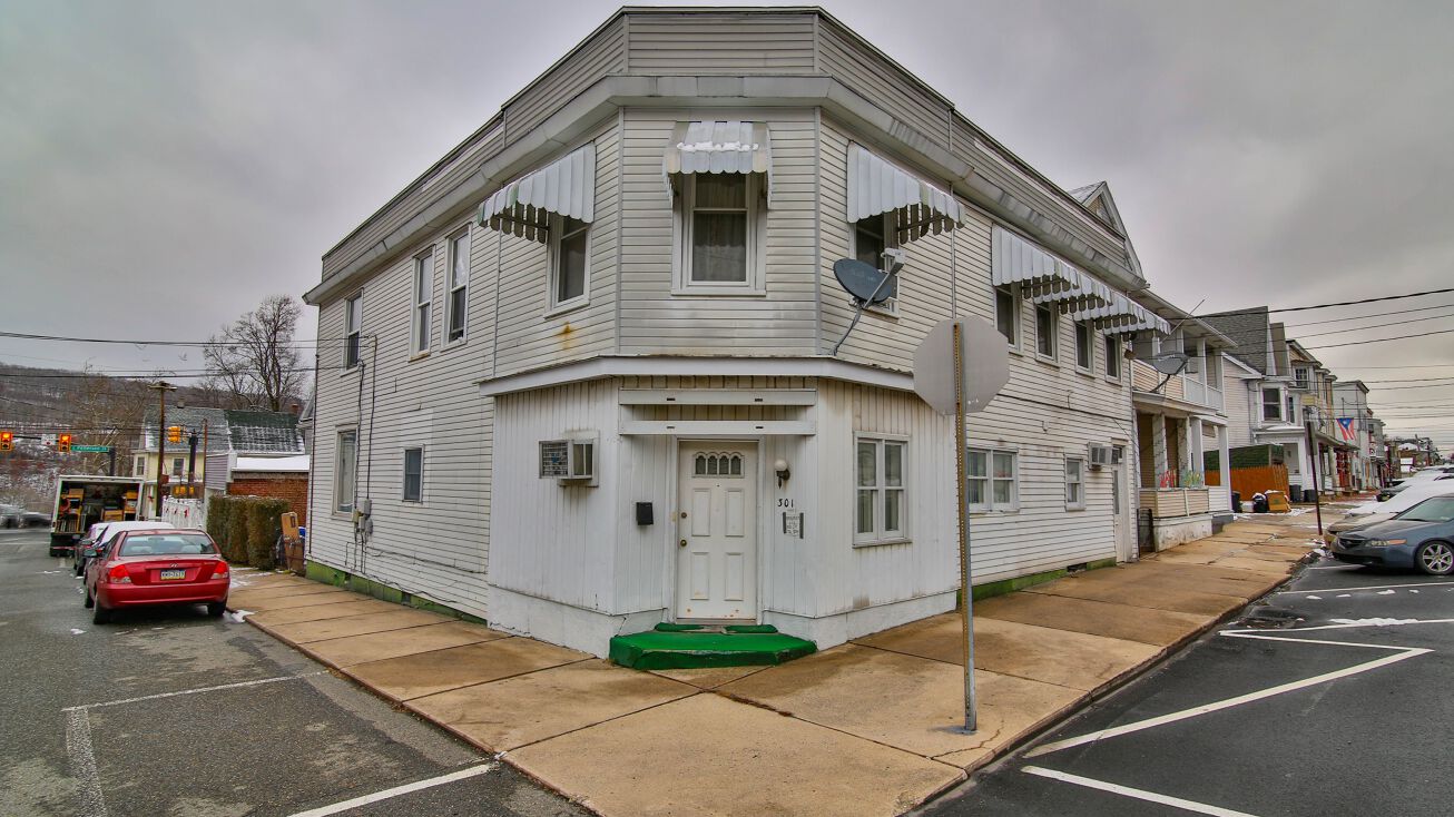 301 E Bertsch St, Lansford, PA 18232 Multifamily Property for Sale