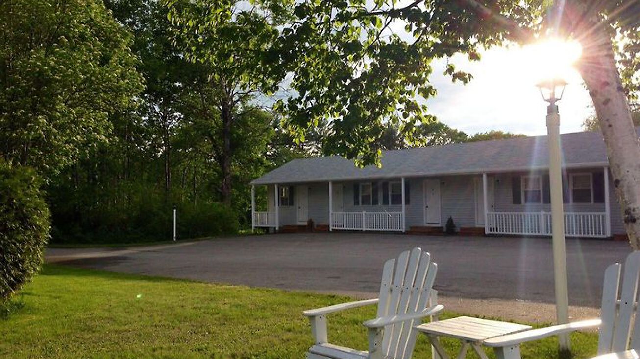 609 Wiscasset Rd, Boothbay, ME 04537