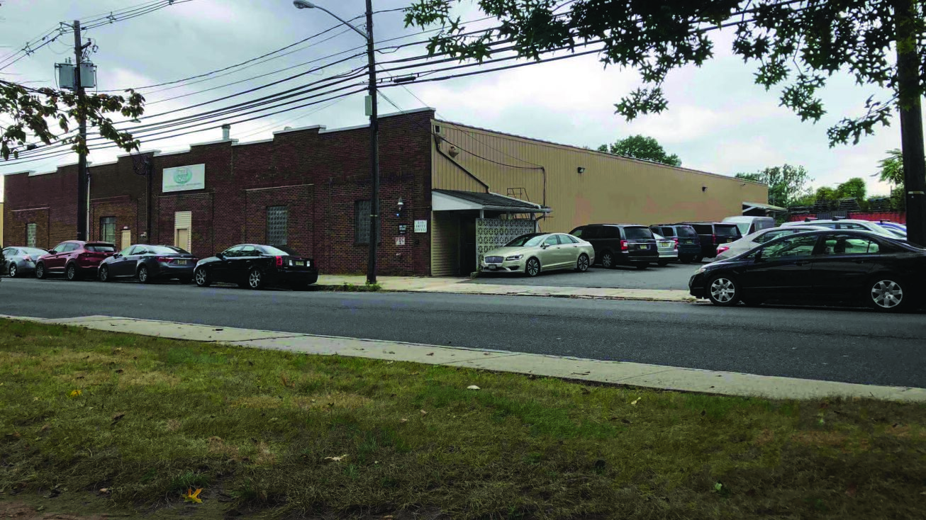 210 S Van Brunt St, Englewood, NJ 07631