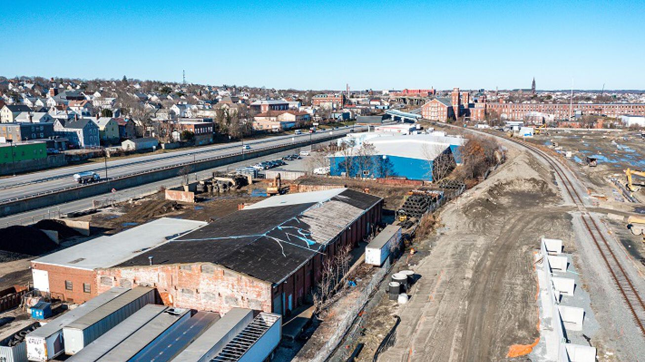 1 Ave, New Bedford, MA 02744