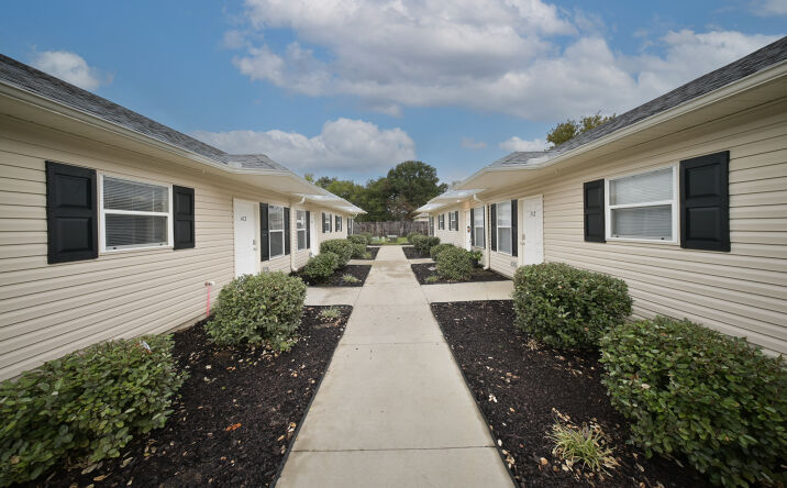 Pictures of Multifamily property located at 201 N 2nd St, Austin, AR 72007 for sales - image #1