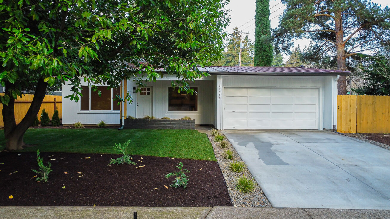 6545 Childs Rd, Lake Oswego, OR 97035 Multifamily Property for Sale