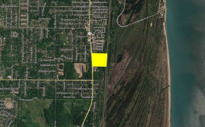 Pictures of Land property located at 38101 N Sheridan Rd, Waukegan, IL 60087 for sales - image #1