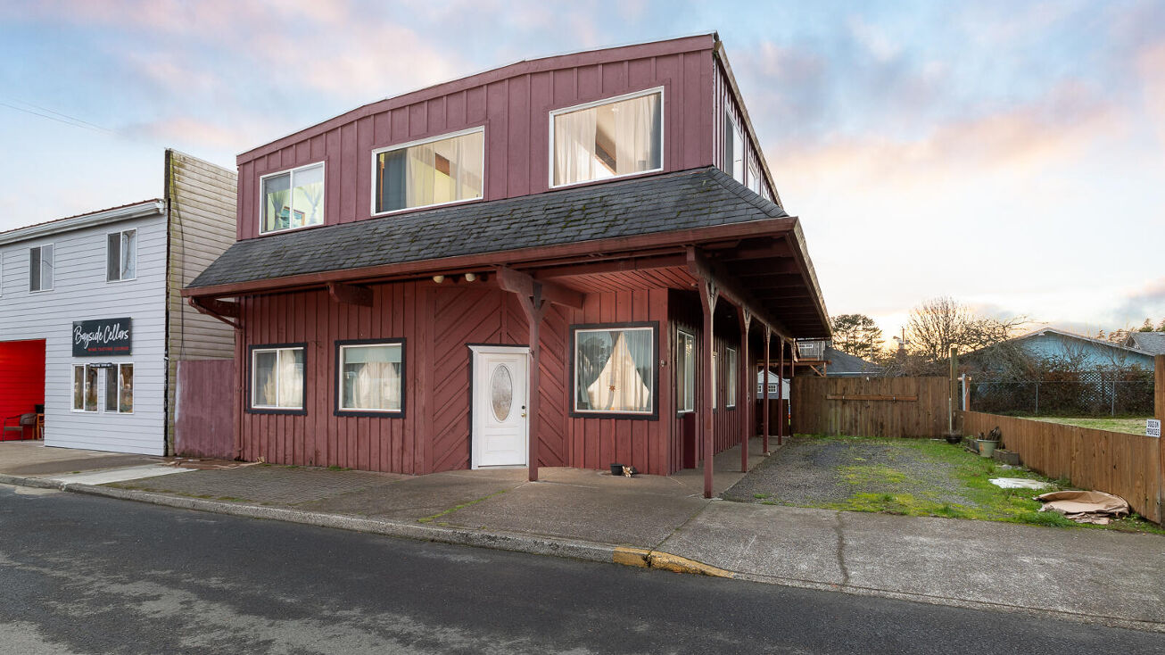 1140 & 1160 NE Mill St, Waldport, OR 97394