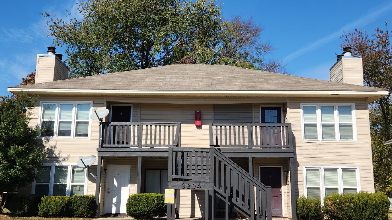 3204 Village Dr SW, Huntsville, AL 35805